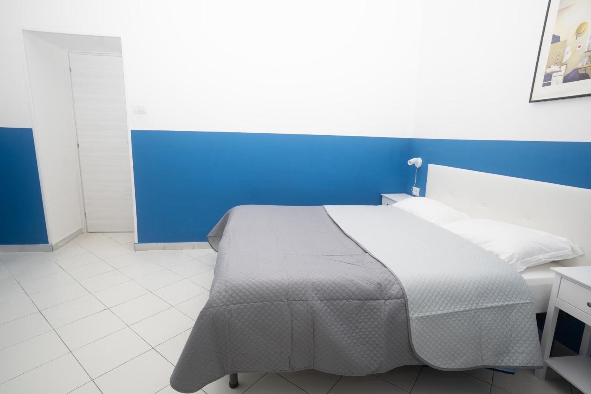 Flyresidence Garibaldi Naples Exterior photo